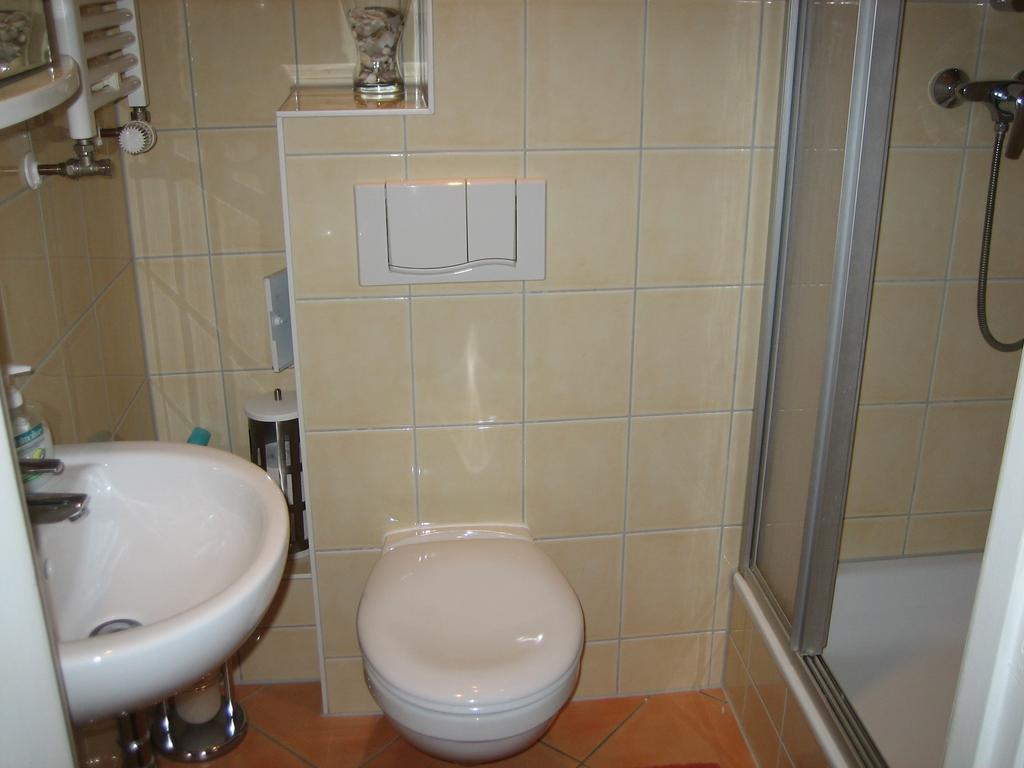 Haus Ostseeatoll Apartman Rostock Szoba fotó